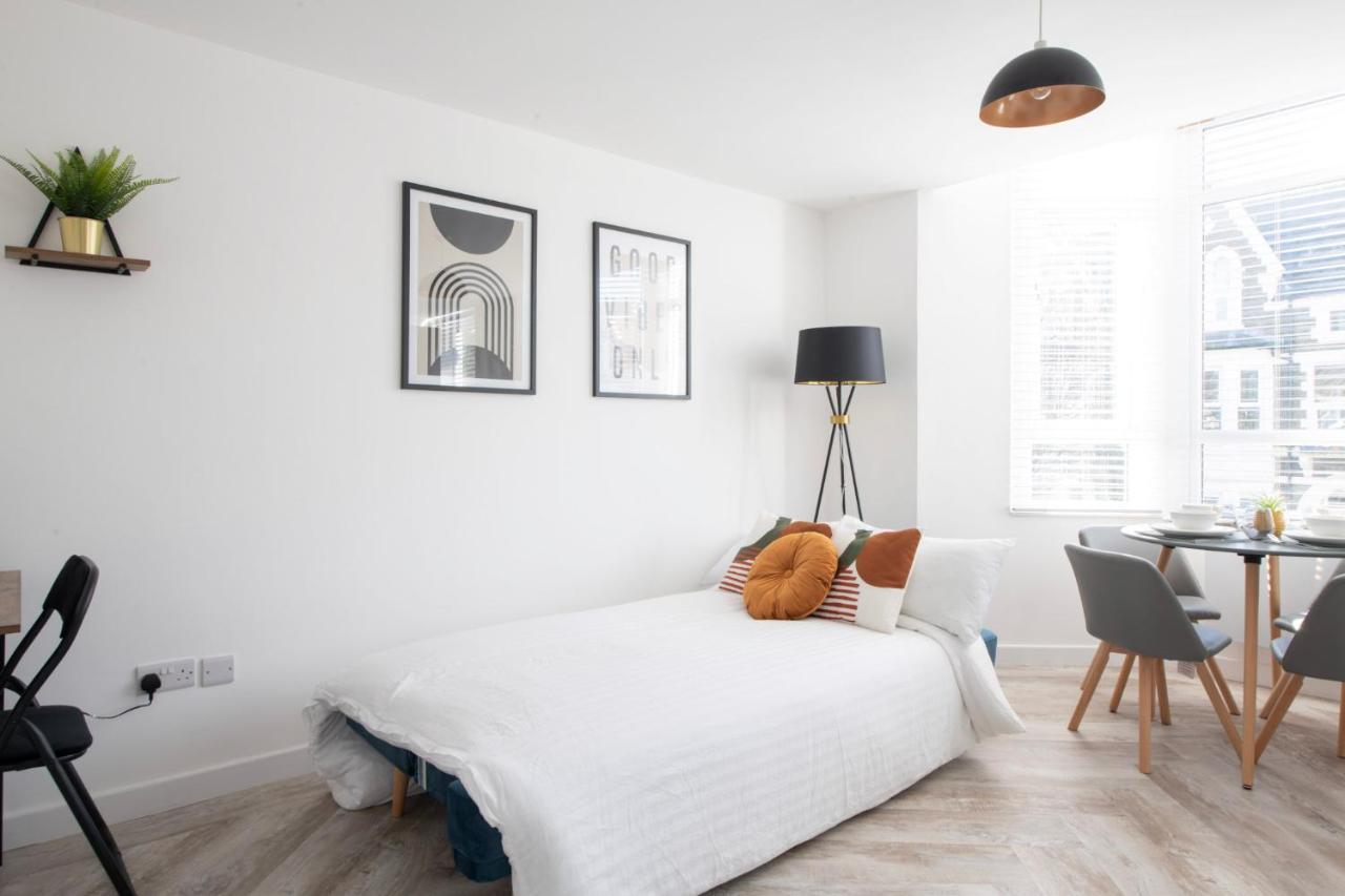 Connaught House - City Centre - Free Parking & Wi-Fi Apartamento Cardiff Exterior foto