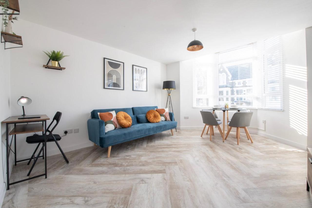 Connaught House - City Centre - Free Parking & Wi-Fi Apartamento Cardiff Exterior foto